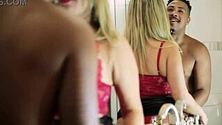 He convinced his wife to have sex before work 😏