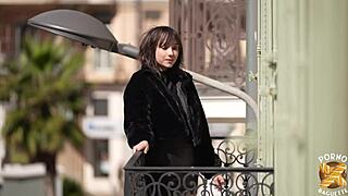 Abby Petite 18+ Coquine Wants a Nice Dick