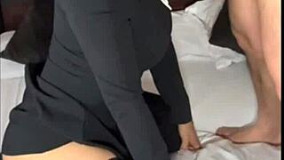 soy una gotica culona adicta al sexo y no se salva ni mi propio hijastro