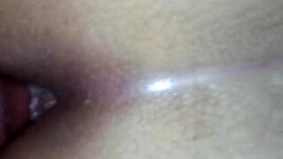 Por El Culo Se Lo Dejo Caer!