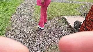 invited tinder girl to eat, charged the meal with her pussy