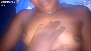 Naomie Lux, show me your puffy pussy lips?