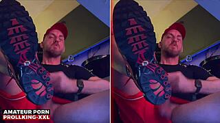 prollking showcases xxl big dick in show off session