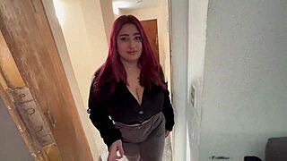 Chica tetona quiere sexo apasionado en su primera cita 😘