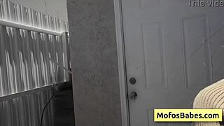 How does the sexy brunette pay her gardener? With wet blowjob and juicy pussy!