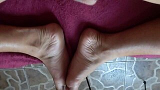 My aunt caught me masturbating and wanted it in her throat 😏