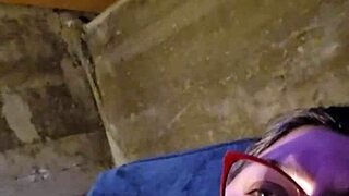 Curvy amateur dildo solo