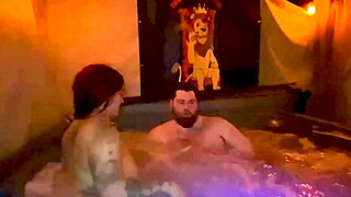 Quick creampie fuck in the hot tub with Santana Red