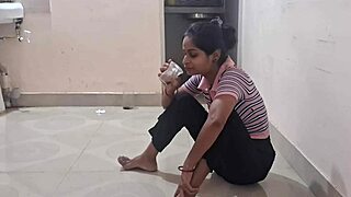 desi young indian girl desperate for the cock for her wet pussy