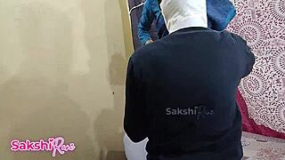 Stepbrother Ne Sister Ko Chut Ke Liye Gift Christmas Sex