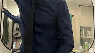 Hung Daddy's Hard Jerking Contrasts with Beastly Cum