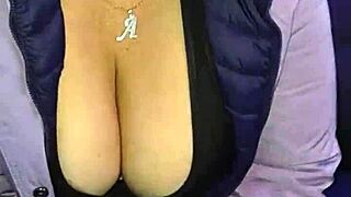 Acosando A Madura Venezolana Culona En Las Calles De Lima Con Hilo Rojo Parte 2