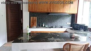 Amateur girlfriend shares her house cleaning tips in a casual story