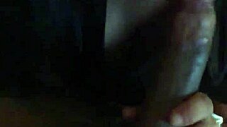 Kingdinglong receives a bbc gumjob from a mature white cougar that drives him wild