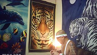 Behind the scenes, first timer bombshell feels the italian machine