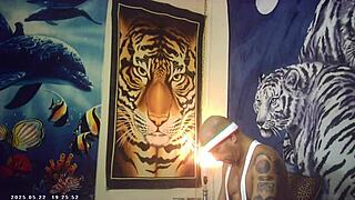 Behind the scenes, first timer bombshell feels the italian machine