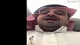 Gulf girl dancing with body on heels at home parties