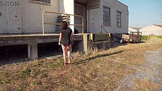 completely bottomless housewife walks the docks flashing her big ass to everyone