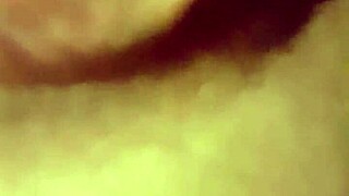 Fucking my young slutty pussy with a deodorant can