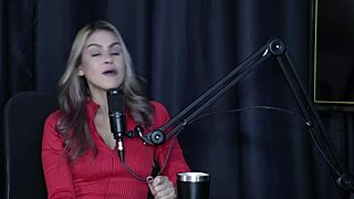 Sofie Lollipop demonstrates blowjob for horny interested people.