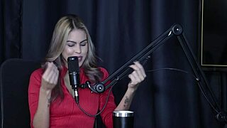 Sofie Lollipop demonstrates blowjob for horny interested people.