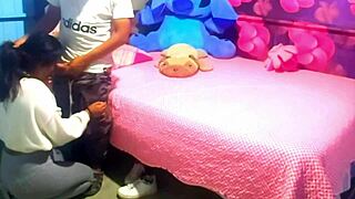 No Por El Culo No Me Esta Doliendo Mucho