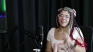 Sofie Lollipop demonstrates blowjob for horny interested people.