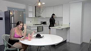 Stepsister fuck my ass make me feel like a slut and ill do the same to you - sara blonde and salome gil