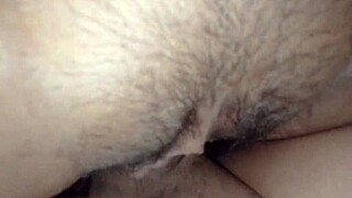 Pretty Pornstar With Shaved Pussy Plays In Amateur Video