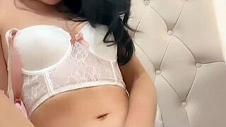 Horny British Slut Solo Masturbation 😈