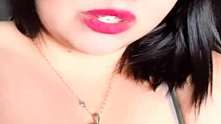 lily influencer shows off her bbw body on webcam