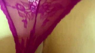 en cuatro culona en tanga