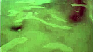 i'm in the bath, feeling so horny, masturbating to orgasm