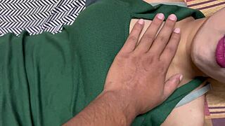 I banged my cute 18+ stepsister in hot desi action 😏