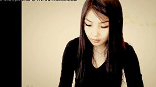 This is my fourth recording of the model posing