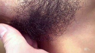 Hitomi Ohashi Delivers Intense Handjob Kiss!