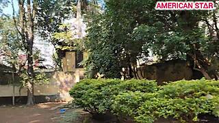 Novinha Gostosa Completou 18 Anos E Chamou Um Amigo Pra Tirar A Virgindade Dela No Mato