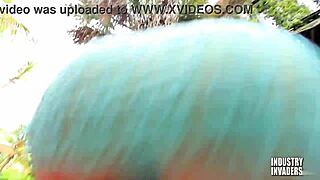 i met two huge black cocks at the resort for wild fun