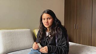 ofrezco dinero a turista para tener sexo l�sbico en mi casa