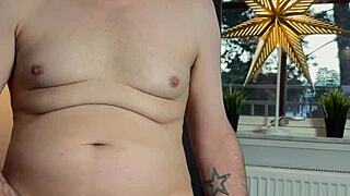 Masturbating and fucking my fleshlight untill i cum