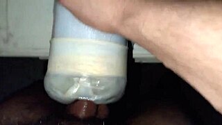 This Moroccan Arab Guy Cums on Homemade Pussy with Big Cock During Summer Wank! 😏🍆💦