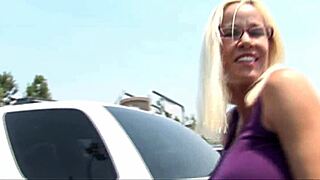 Oh, Fucking That Big-Tits American Mom So Hard!