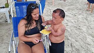 Famous honeymoon on Brazilian beach with Zezinho and Paty