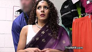 mall cop fucks indian pussy for stealing jewelry 😏