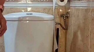 Blanca Culona Riding Dildo With Passion!