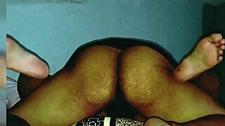 Pinay Amateur Gets Missionary Fucked in Hotel Room