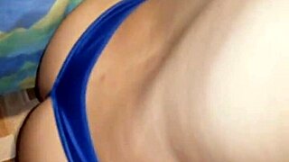 le ofrezco 100 mil pesos a la vecina y me deja llenarle el co�o de leche