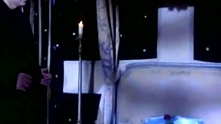 is laurie sinclair vintage?