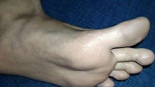 Pezinho with chule and saliva beats one for me go