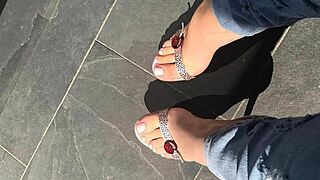 Kylie jenner feet pics compilation